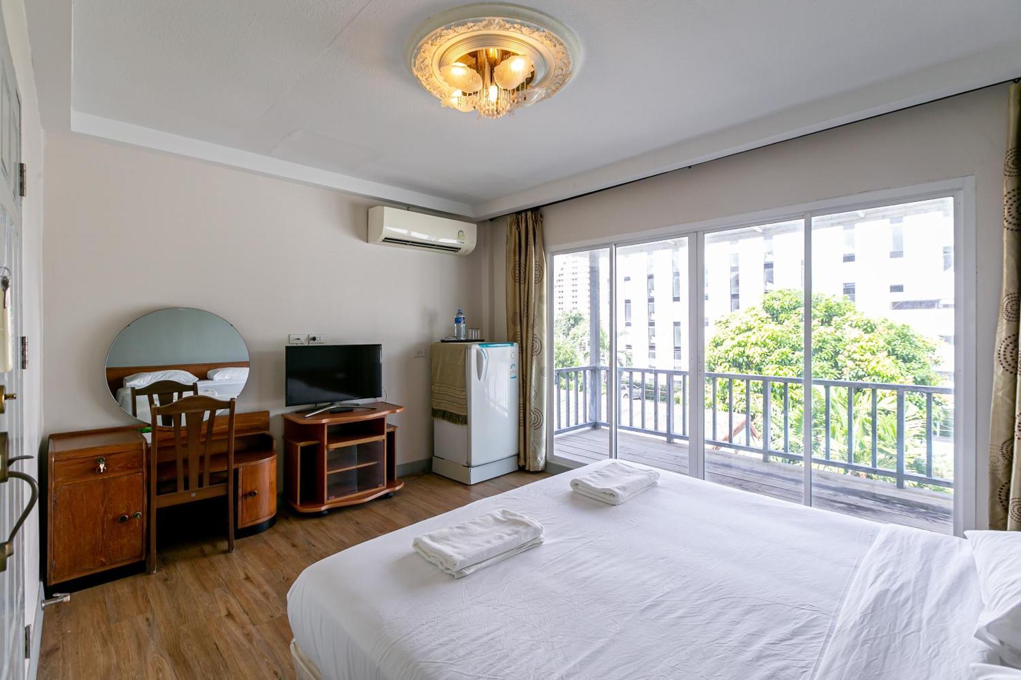 Wong Amat House Hotel Pattaya Eksteriør billede